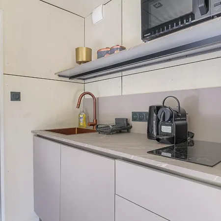 Tiny-house Atypique, 4 Personnes, Saint-didier